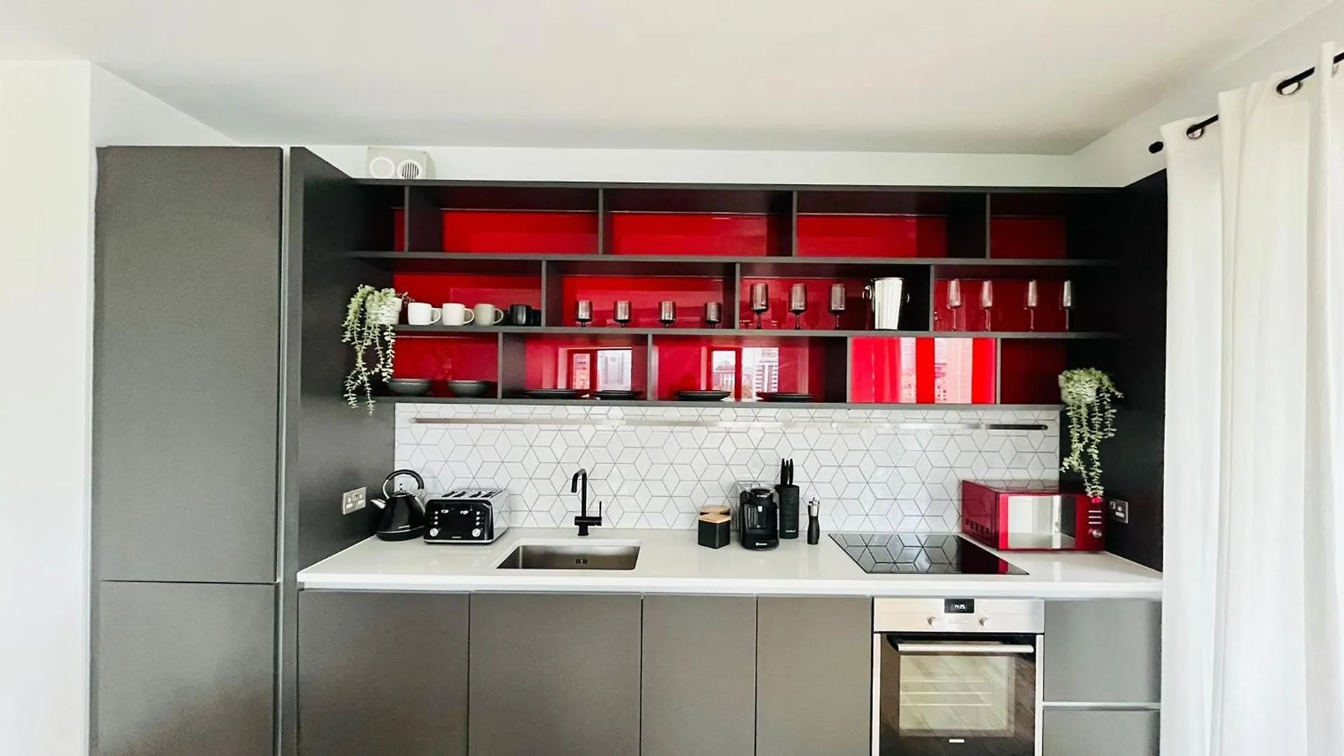 Luxurious Apartment - Prime Location Near Excel, O2 & Canary Wharf London 0*,  United Kingdom