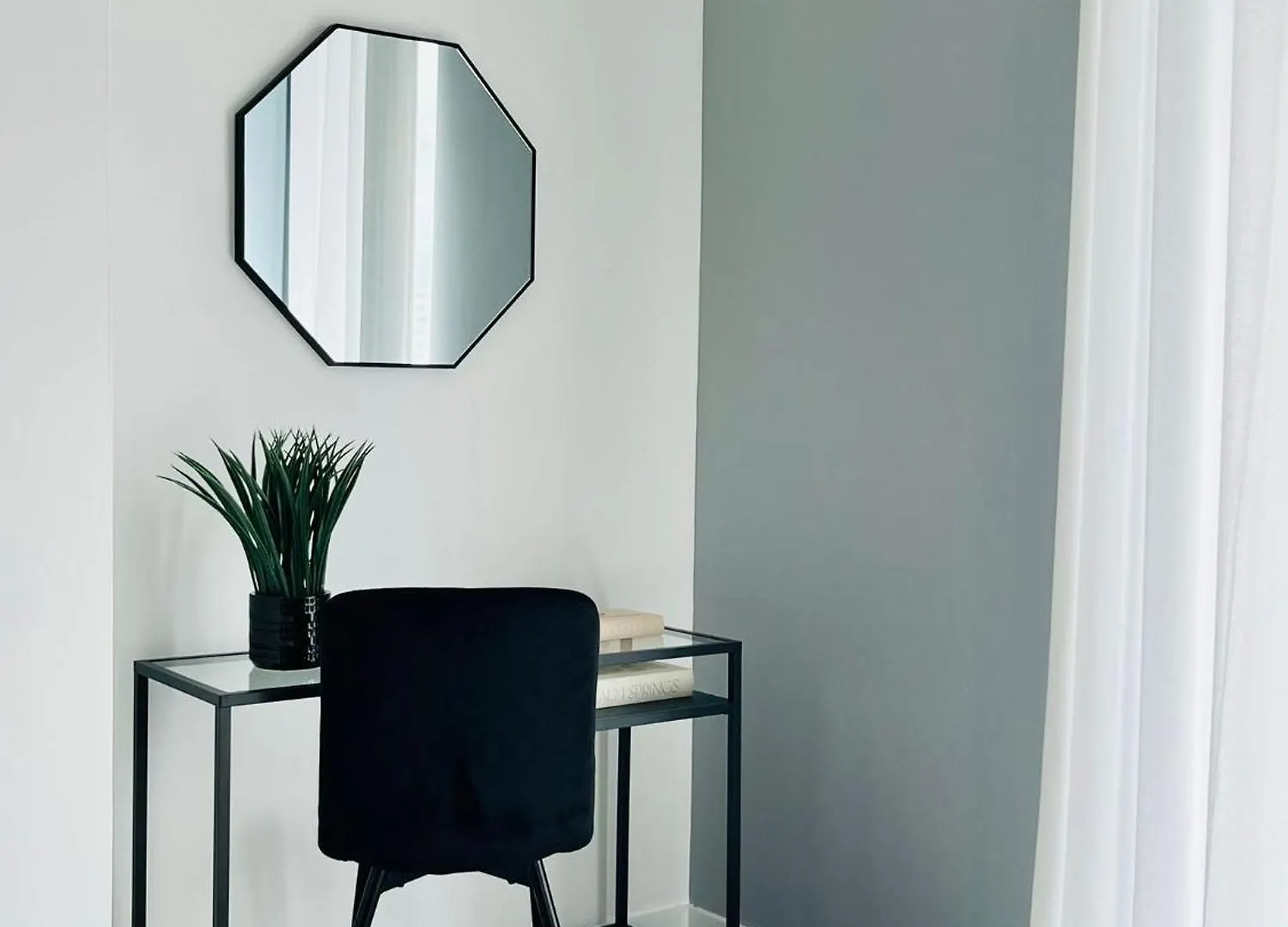 Luxurious Apartment - Prime Location Near Excel, O2 & Canary Wharf London 0*,